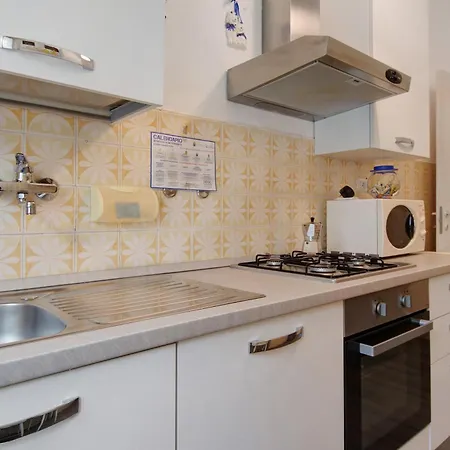 Apartment House Il Glicine - Pet Friendly